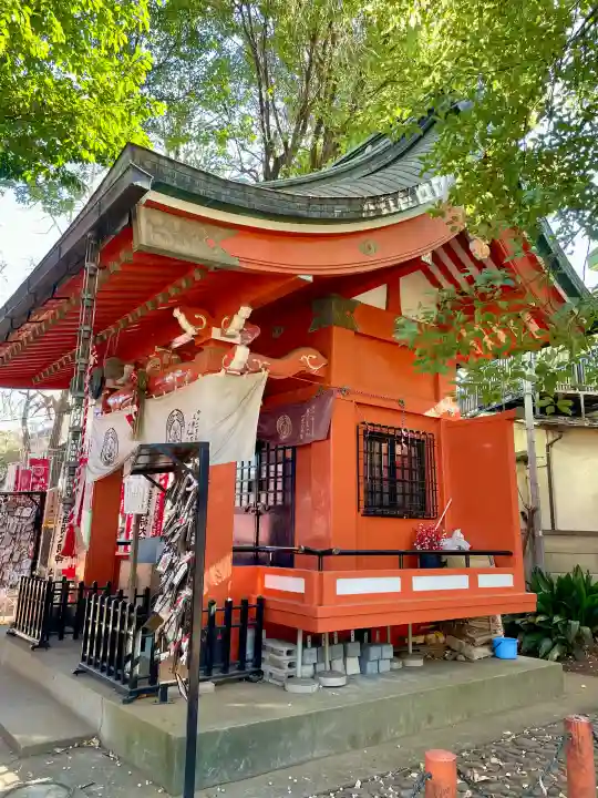 武芳稲荷神社の{uncategorized: "未分類", other: "その他", undefined: "問題あり", building: "その他建物", grave: "お墓", sacred_gate: "鳥居", guardian: "狛犬", statue: "像", buddha: "仏像", history: "歴史", nature: "自然", garden: "庭園", animal: "動物", pagoda: "塔", temizu: "手水舎", mountain_gate: "山門・神門", sanctuary: "本殿・本堂", subordinate: "末社・摂社", art: "芸術", scenery: "景色", jizo: "地蔵", ema: "絵馬", goshuin: "御朱印", omikuji: "おみくじ", items: "授与品その他", amulet: "お守り", goshuincho: "御朱印帳", eats: "食事", festival: "お祭り", votive_dance: "神楽", shichigosan: "七五三参", wedding: "結婚式", experience: "体験その他", initially: "初詣", around: "周辺", anti_infection: "感染症対策"}