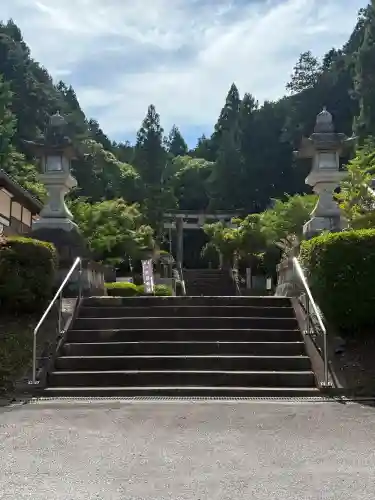 八咫烏神社(奈良県)