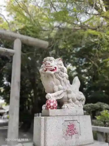 前鳥神社の狛犬