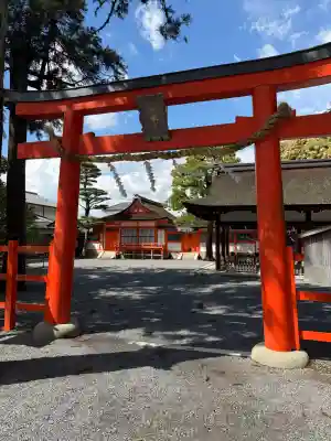吉田神社の{uncategorized: "未分類", other: "その他", undefined: "問題あり", building: "その他建物", grave: "お墓", sacred_gate: "鳥居", guardian: "狛犬", statue: "像", buddha: "仏像", history: "歴史", nature: "自然", garden: "庭園", animal: "動物", pagoda: "塔", temizu: "手水舎", mountain_gate: "山門・神門", sanctuary: "本殿・本堂", subordinate: "末社・摂社", art: "芸術", scenery: "景色", jizo: "地蔵", ema: "絵馬", goshuin: "御朱印", omikuji: "おみくじ", items: "授与品その他", amulet: "お守り", goshuincho: "御朱印帳", eats: "食事", festival: "お祭り", votive_dance: "神楽", shichigosan: "七五三参", wedding: "結婚式", experience: "体験その他", initially: "初詣", around: "周辺", anti_infection: "感染症対策"}