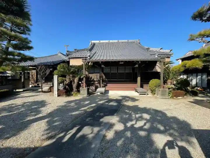 常念寺の{uncategorized: "未分類", other: "その他", undefined: "問題あり", building: "その他建物", grave: "お墓", sacred_gate: "鳥居", guardian: "狛犬", statue: "像", buddha: "仏像", history: "歴史", nature: "自然", garden: "庭園", animal: "動物", pagoda: "塔", temizu: "手水舎", mountain_gate: "山門・神門", sanctuary: "本殿・本堂", subordinate: "末社・摂社", art: "芸術", scenery: "景色", jizo: "地蔵", ema: "絵馬", goshuin: "御朱印", omikuji: "おみくじ", items: "授与品その他", amulet: "お守り", goshuincho: "御朱印帳", eats: "食事", festival: "お祭り", votive_dance: "神楽", shichigosan: "七五三参", wedding: "結婚式", experience: "体験その他", initially: "初詣", around: "周辺", anti_infection: "感染症対策"}