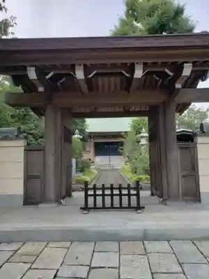 観音寺の山門・神門