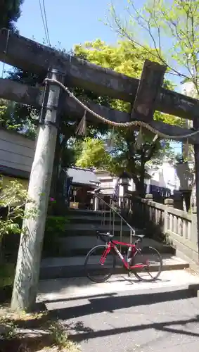 吹上稲荷神社の鳥居