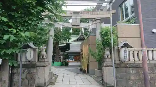 小野照崎神社の鳥居