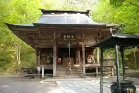 文殊堂の本殿・本堂