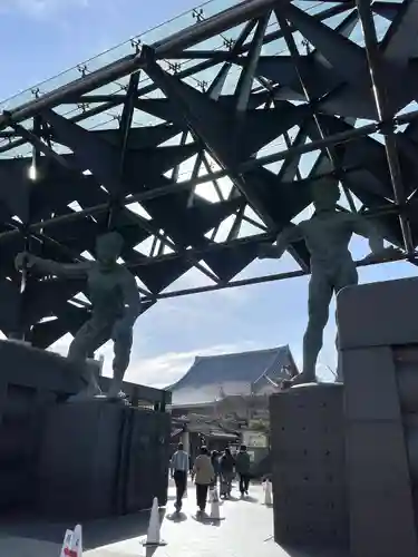 一心寺の山門・神門