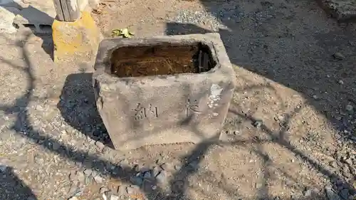 稲荷神社の手水舎