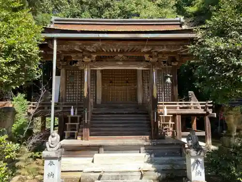 押立神社の本殿