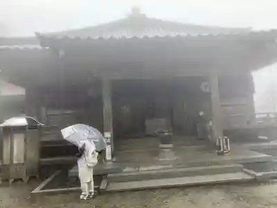 出石寺の本殿・本堂