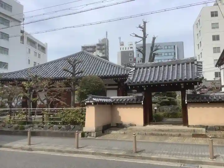 光正院の山門・神門