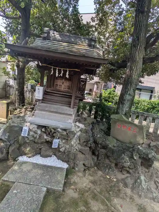 綾瀬稲荷神社(東京都)