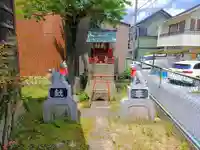 稲荷社(平八稲荷神社)の末社・摂社