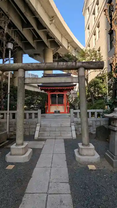兜神社の{uncategorized: "未分類", other: "その他", undefined: "問題あり", building: "その他建物", grave: "お墓", sacred_gate: "鳥居", guardian: "狛犬", statue: "像", buddha: "仏像", history: "歴史", nature: "自然", garden: "庭園", animal: "動物", pagoda: "塔", temizu: "手水舎", mountain_gate: "山門・神門", sanctuary: "本殿・本堂", subordinate: "末社・摂社", art: "芸術", scenery: "景色", jizo: "地蔵", ema: "絵馬", goshuin: "御朱印", omikuji: "おみくじ", items: "授与品その他", amulet: "お守り", goshuincho: "御朱印帳", eats: "食事", festival: "お祭り", votive_dance: "神楽", shichigosan: "七五三参", wedding: "結婚式", experience: "体験その他", initially: "初詣", around: "周辺", anti_infection: "感染症対策"}
