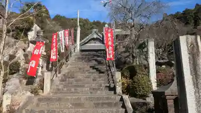 勝楽寺の{uncategorized: "未分類", other: "その他", undefined: "問題あり", building: "その他建物", grave: "お墓", sacred_gate: "鳥居", guardian: "狛犬", statue: "像", buddha: "仏像", history: "歴史", nature: "自然", garden: "庭園", animal: "動物", pagoda: "塔", temizu: "手水舎", mountain_gate: "山門・神門", sanctuary: "本殿・本堂", subordinate: "末社・摂社", art: "芸術", scenery: "景色", jizo: "地蔵", ema: "絵馬", goshuin: "御朱印", omikuji: "おみくじ", items: "授与品その他", amulet: "お守り", goshuincho: "御朱印帳", eats: "食事", festival: "お祭り", votive_dance: "神楽", shichigosan: "七五三参", wedding: "結婚式", experience: "体験その他", initially: "初詣", around: "周辺", anti_infection: "感染症対策"}