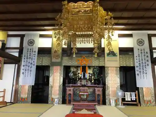 崇福寺の本殿・本堂