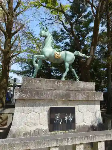 挙母神社の狛犬