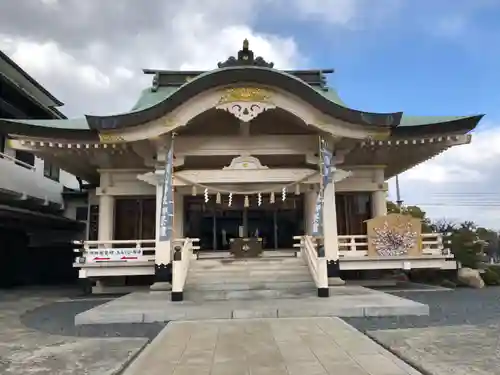 岡山神社の本殿