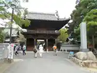 延命寺の山門・神門