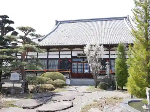 妙見寺の本殿・本堂