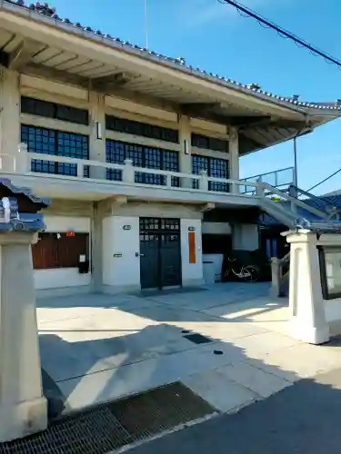 安養寺の{uncategorized: "未分類", other: "その他", undefined: "問題あり", building: "その他建物", grave: "お墓", sacred_gate: "鳥居", guardian: "狛犬", statue: "像", buddha: "仏像", history: "歴史", nature: "自然", garden: "庭園", animal: "動物", pagoda: "塔", temizu: "手水舎", mountain_gate: "山門・神門", sanctuary: "本殿・本堂", subordinate: "末社・摂社", art: "芸術", scenery: "景色", jizo: "地蔵", ema: "絵馬", goshuin: "御朱印", omikuji: "おみくじ", items: "授与品その他", amulet: "お守り", goshuincho: "御朱印帳", eats: "食事", festival: "お祭り", votive_dance: "神楽", shichigosan: "七五三参", wedding: "結婚式", experience: "体験その他", initially: "初詣", around: "周辺", anti_infection: "感染症対策"}