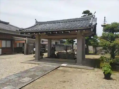 常楽寺の手水舎