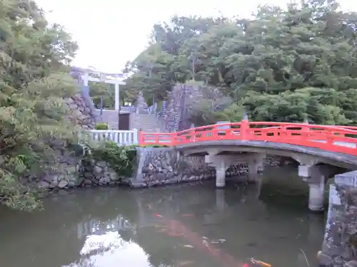 武田神社の庭園