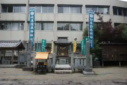 橿森神社の末社