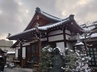 成道院の本殿・本堂