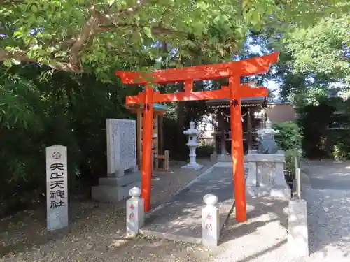 日吉神社の鳥居