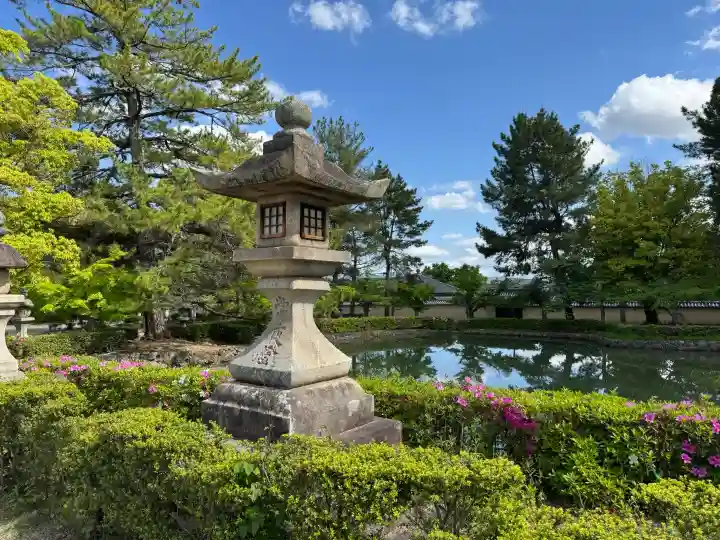 法隆寺の{uncategorized: "未分類", other: "その他", undefined: "問題あり", building: "その他建物", grave: "お墓", sacred_gate: "鳥居", guardian: "狛犬", statue: "像", buddha: "仏像", history: "歴史", nature: "自然", garden: "庭園", animal: "動物", pagoda: "塔", temizu: "手水舎", mountain_gate: "山門・神門", sanctuary: "本殿・本堂", subordinate: "末社・摂社", art: "芸術", scenery: "景色", jizo: "地蔵", ema: "絵馬", goshuin: "御朱印", omikuji: "おみくじ", items: "授与品その他", amulet: "お守り", goshuincho: "御朱印帳", eats: "食事", festival: "お祭り", votive_dance: "神楽", shichigosan: "七五三参", wedding: "結婚式", experience: "体験その他", initially: "初詣", around: "周辺", anti_infection: "感染症対策"}