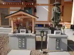 東光寺の像