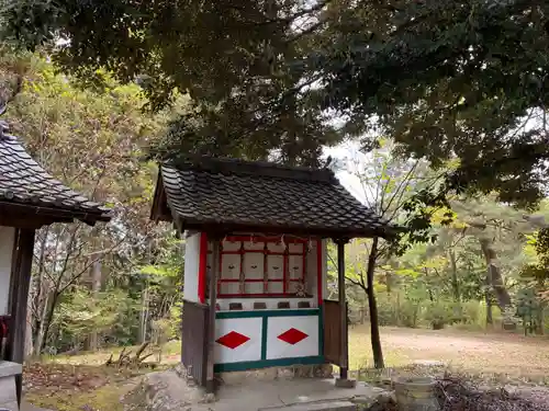 丸山稲荷神社奥社の末社・摂社