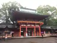 武蔵一宮氷川神社の山門・神門