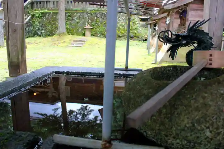 早池峯神社の手水舎