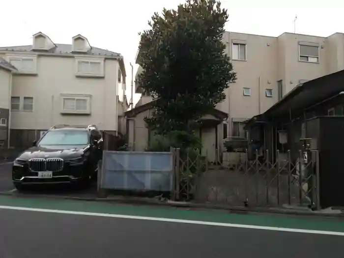 稲荷神社跡地の建物その他