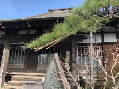 観蔵寺の本殿・本堂