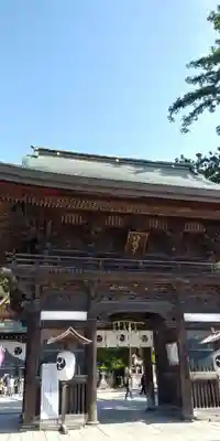 日牟禮八幡宮の山門・神門