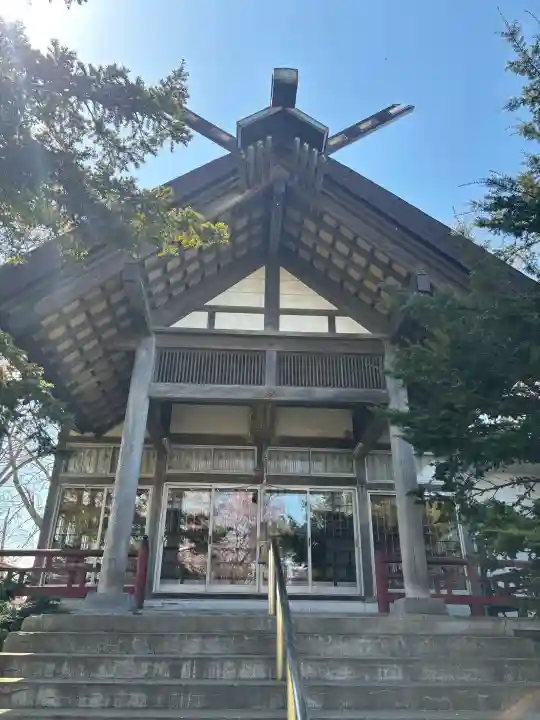西当別神社の{uncategorized: "未分類", other: "その他", undefined: "問題あり", building: "その他建物", grave: "お墓", sacred_gate: "鳥居", guardian: "狛犬", statue: "像", buddha: "仏像", history: "歴史", nature: "自然", garden: "庭園", animal: "動物", pagoda: "塔", temizu: "手水舎", mountain_gate: "山門・神門", sanctuary: "本殿・本堂", subordinate: "末社・摂社", art: "芸術", scenery: "景色", jizo: "地蔵", ema: "絵馬", goshuin: "御朱印", omikuji: "おみくじ", items: "授与品その他", amulet: "お守り", goshuincho: "御朱印帳", eats: "食事", festival: "お祭り", votive_dance: "神楽", shichigosan: "七五三参", wedding: "結婚式", experience: "体験その他", initially: "初詣", around: "周辺", anti_infection: "感染症対策"}
