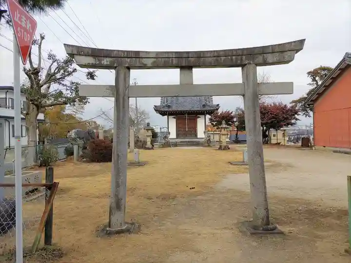 金刀比羅神社の鳥居