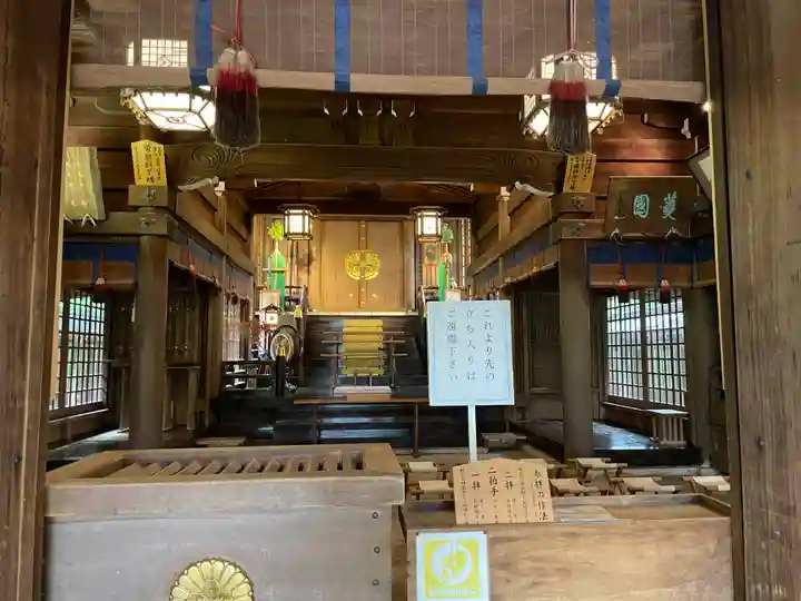 岐阜護國神社の本殿・本堂