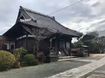 聖徳寺の本殿・本堂