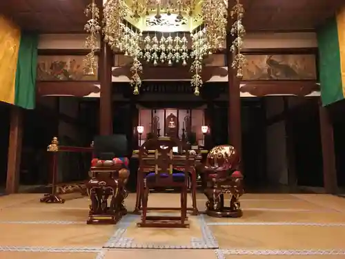 安養寺の本殿・本堂