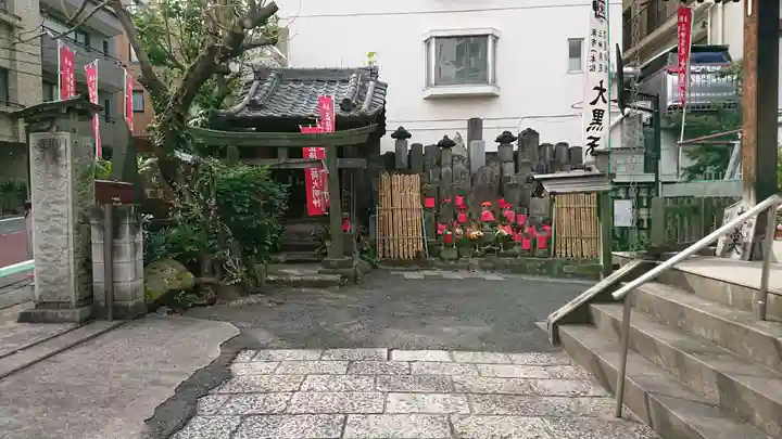 榮久山大法寺の末社・摂社