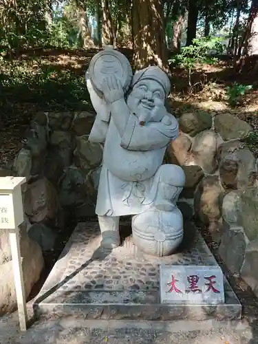 五所神社の像