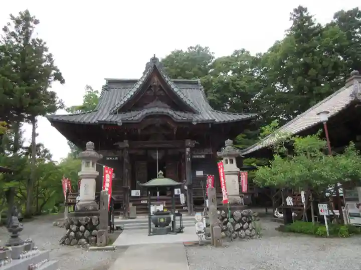 秩父札所1番 四萬部寺の本殿・本堂