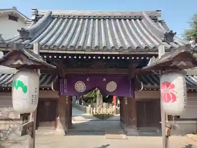 了徳院の山門・神門