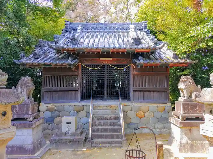 八幡社(鈴井町)の本殿・本堂