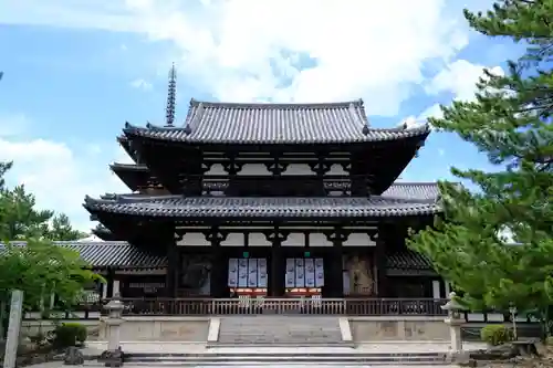 法隆寺の山門