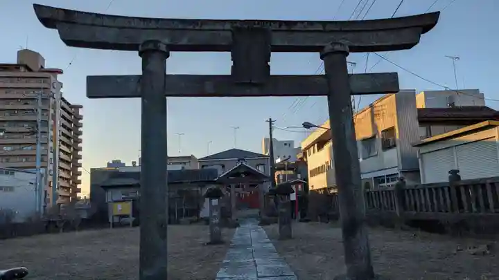 宵稲荷神社の鳥居