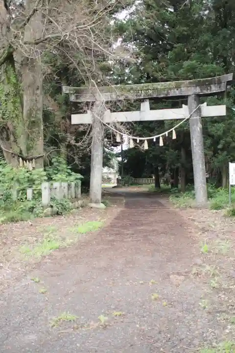 楡山神社の鳥居